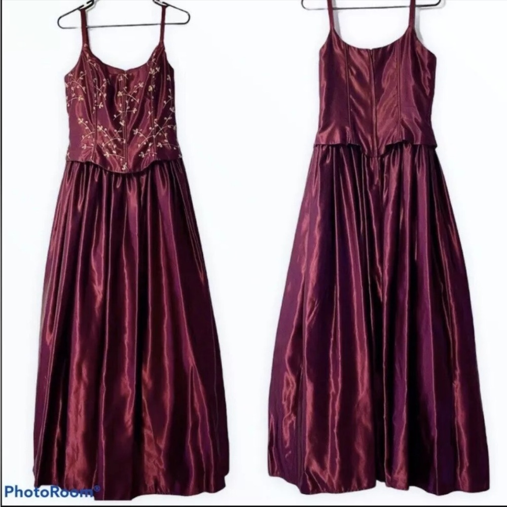 Jessica McClintock Gunne Sax VINTAGE burgundy dress with tulle